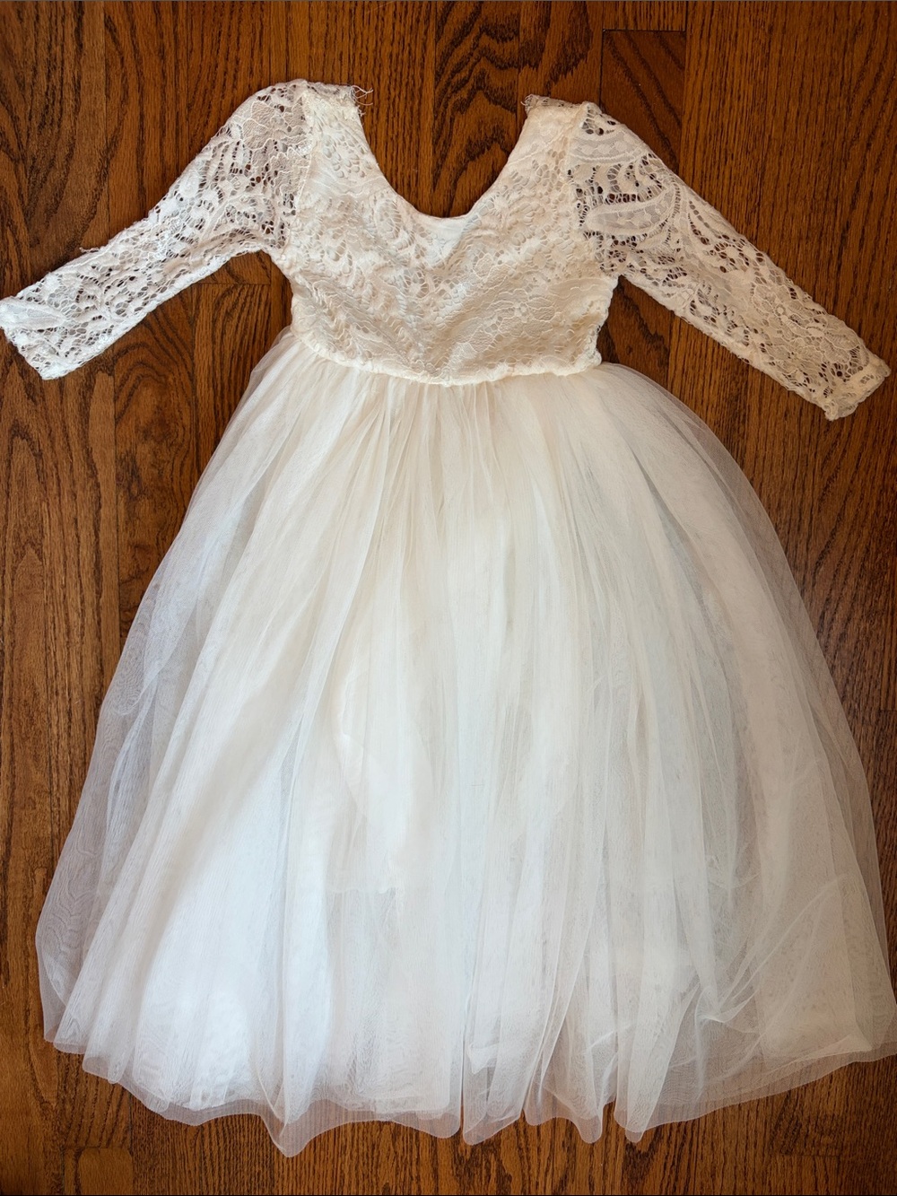 Girls White Lace & Tulle Dress - Elegant Party/Fancy Dress